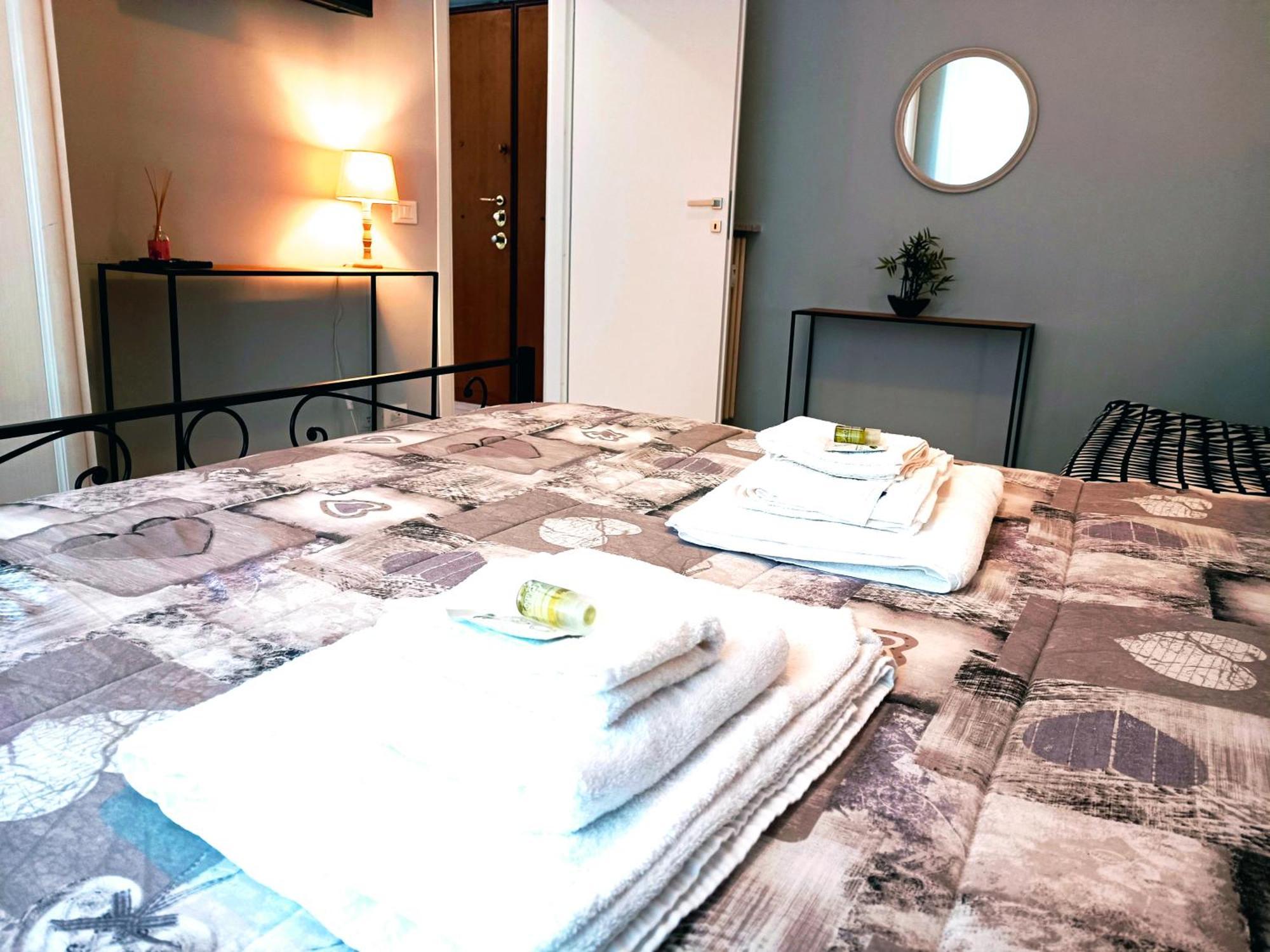 Apartament Casa Paolina A Metro San Paolo Rzym Zewnętrze zdjęcie